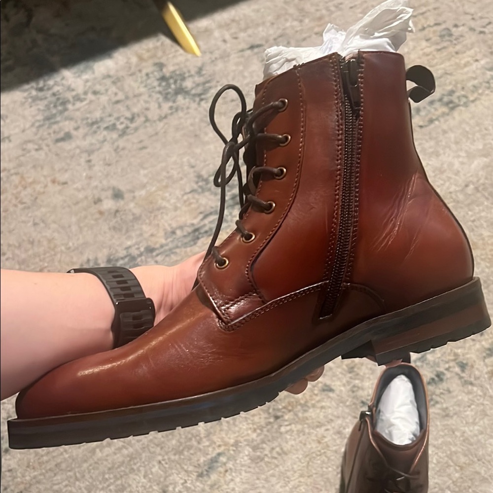 Steve Madden Brown Leather Ankle Boots with Lace-Up Design